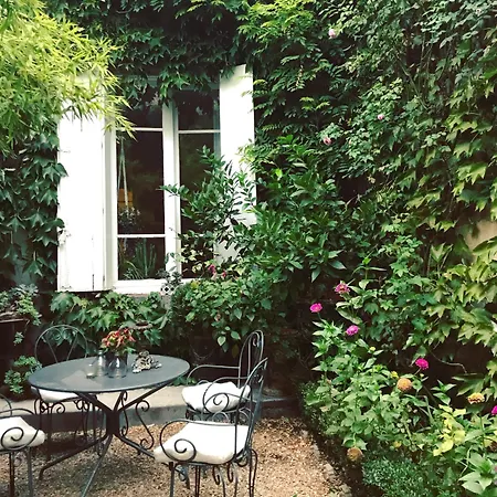 Le Logis Blanc 3* Coursan