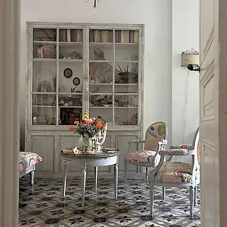 Le Logis Blanc Bed & Breakfast Coursan