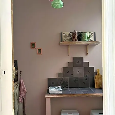 Le Logis Blanc Bed & Breakfast 3*