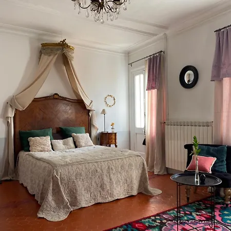Le Logis Blanc Bed & Breakfast Coursan