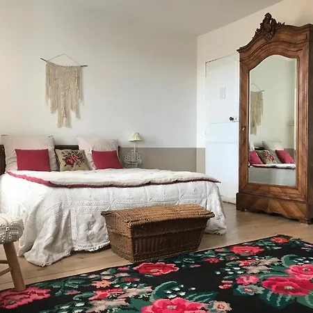 Le Logis Blanc 3*