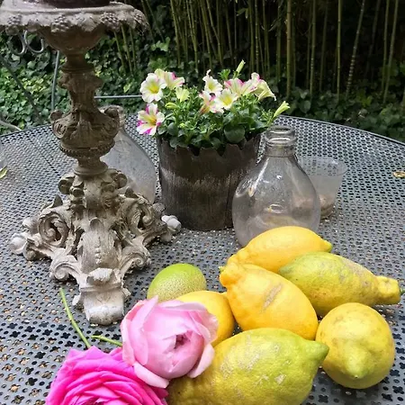 Le Logis Blanc Couette-café